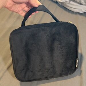 💜5 for $25 Wacoal Black Cosmetic Bag